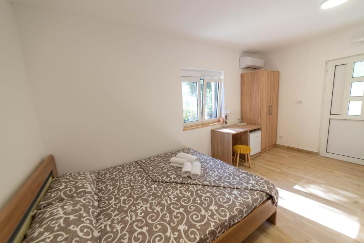Sljivo Apartmani Herceg Novi Exterior foto